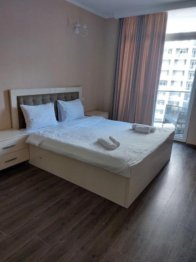 City Centre Lägenhet Batumi Exteriör bild